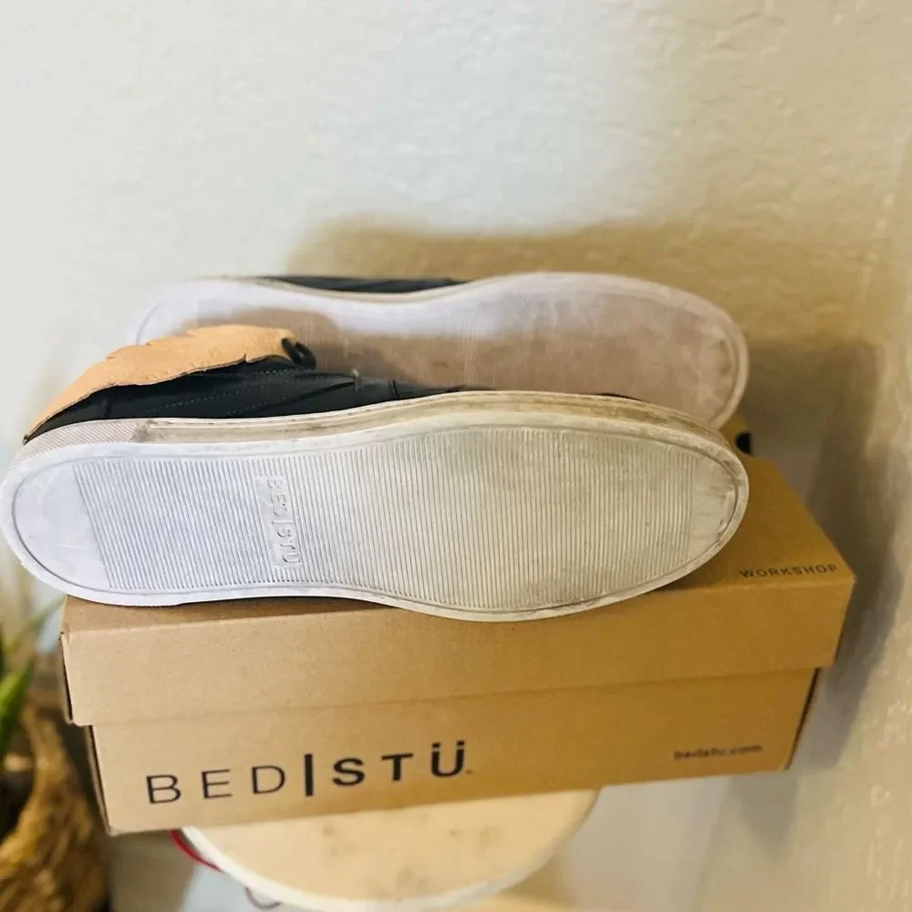 BED STU Men’s Muller Leather Sneaker,‎ Pre-Scuffed, Designer, Navy, NWT